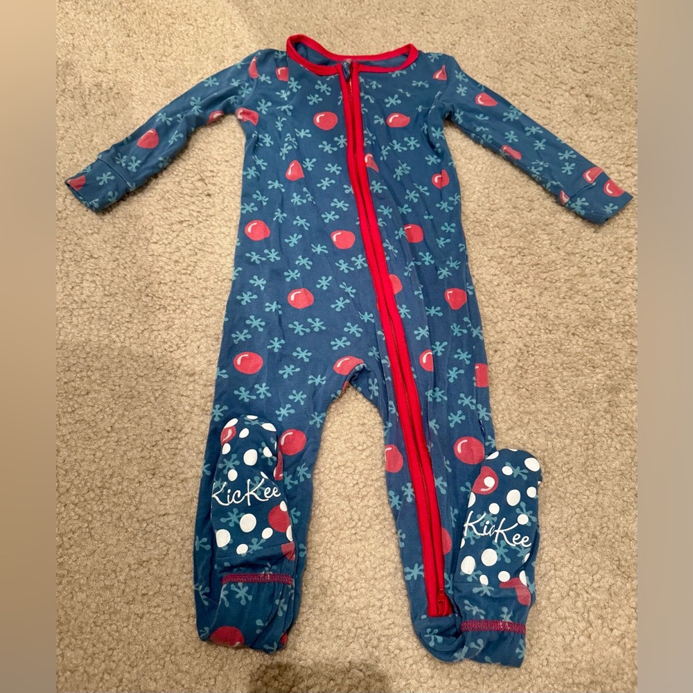 Kickee Zippered Footie